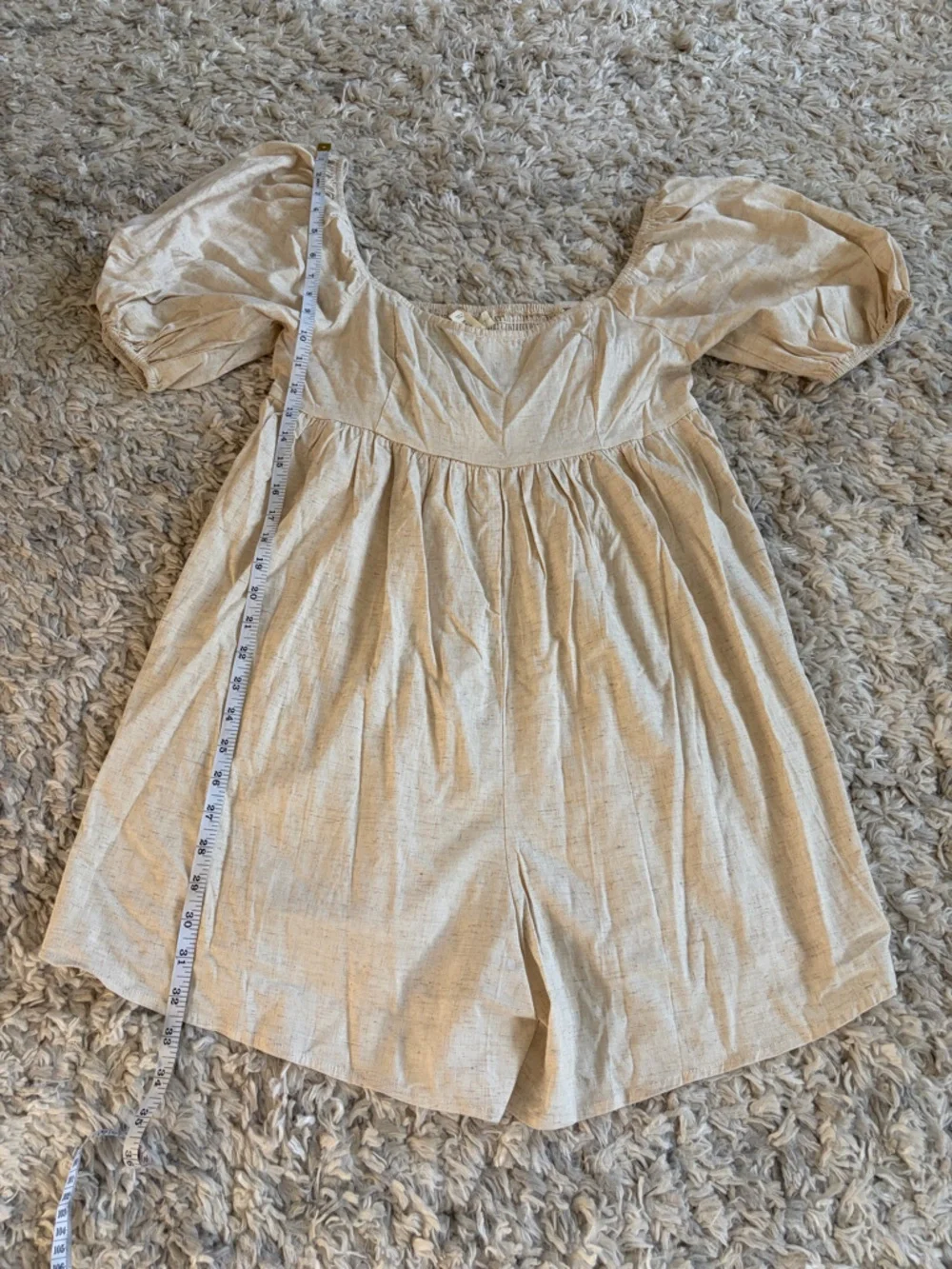 By Together Beige Puff-Sleeve Linen Romper NWT - Picture 5 of 8